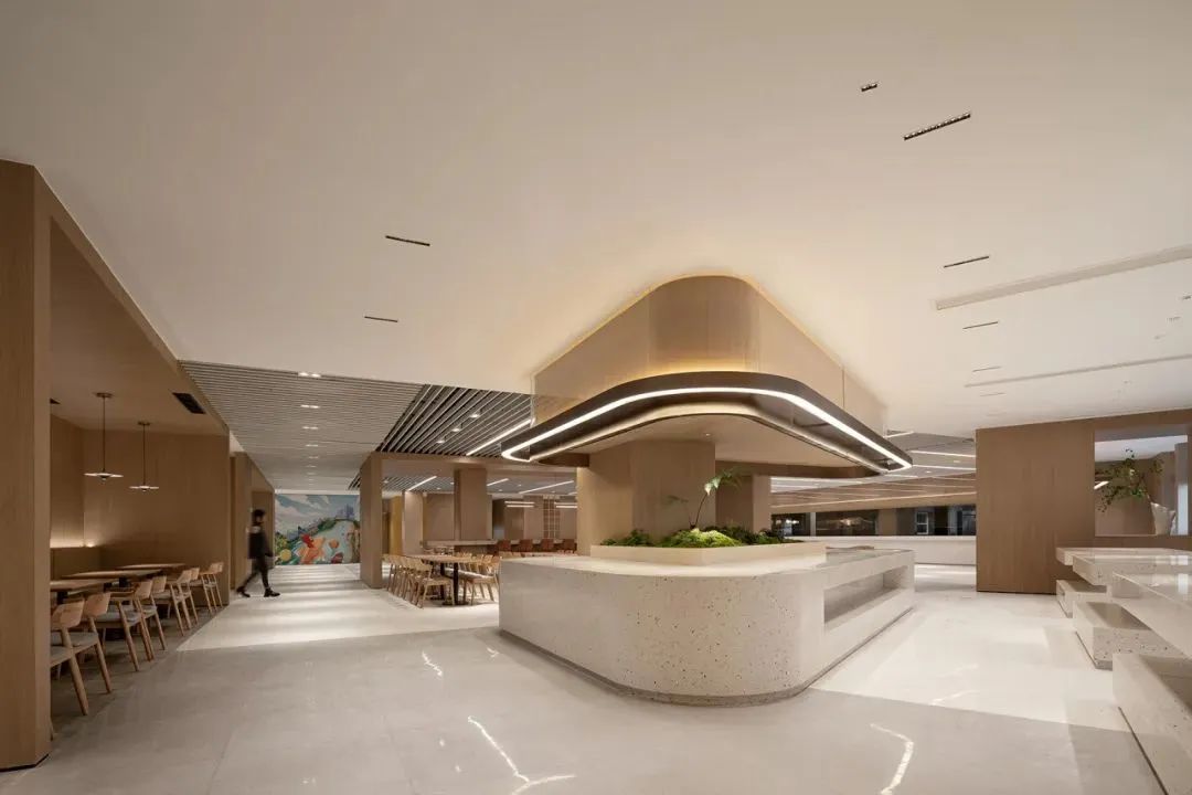 11000㎡金融企业商务办公楼装修设计案例(图17) 11000㎡金融企业商务办公楼装修设计案例(图17)